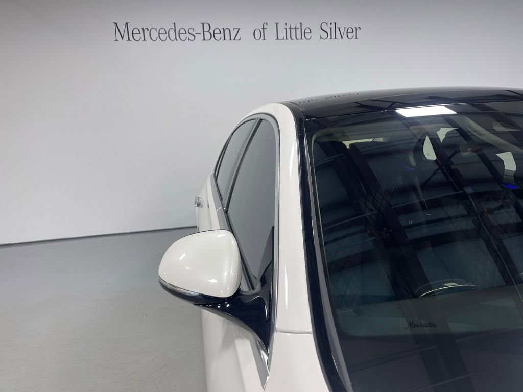 Used 2023 Mercedes-Benz S 580e 4MATIC Sedan w/ 3D Technology Package image 11