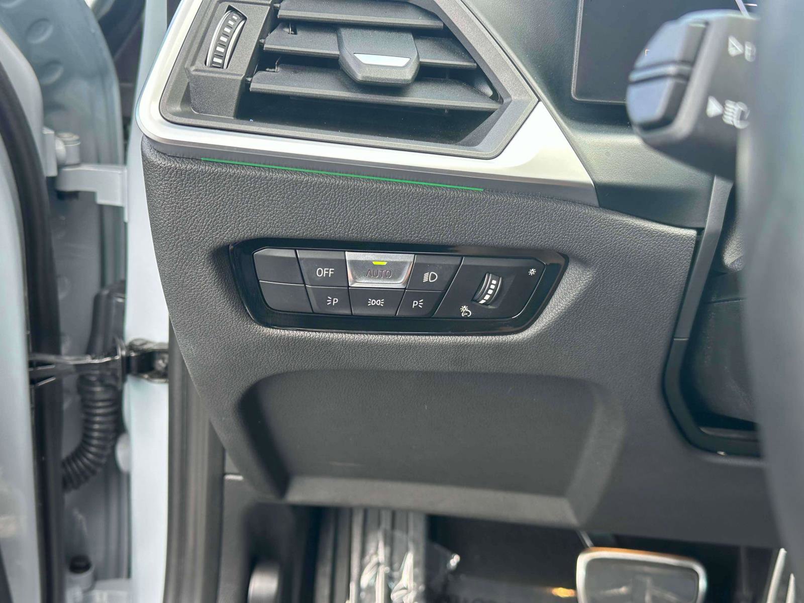 Used 2024 BMW 330i xDrive Sedan image 20