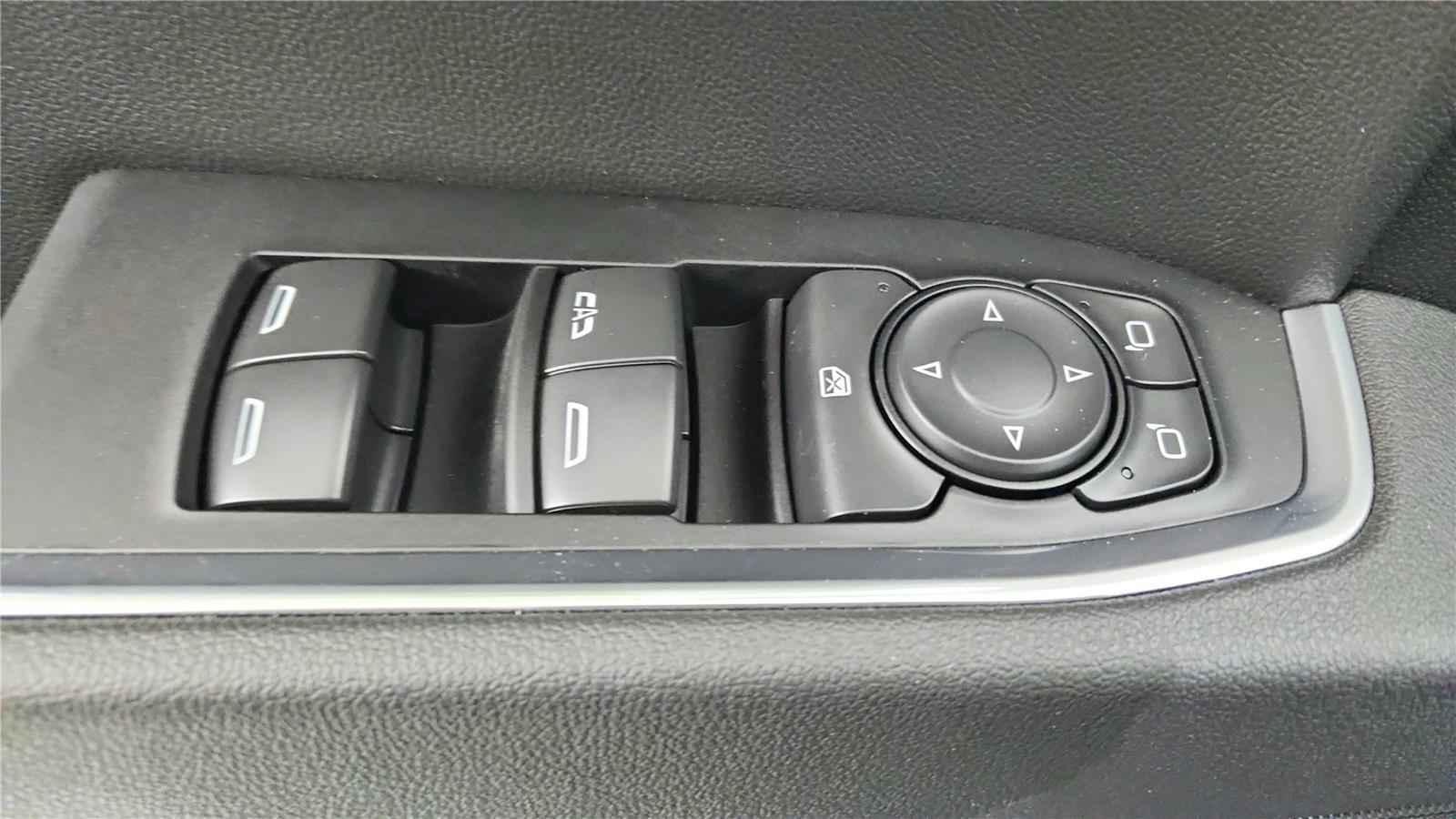 New 2026 GMC Sierra 1500 Elevation image 7