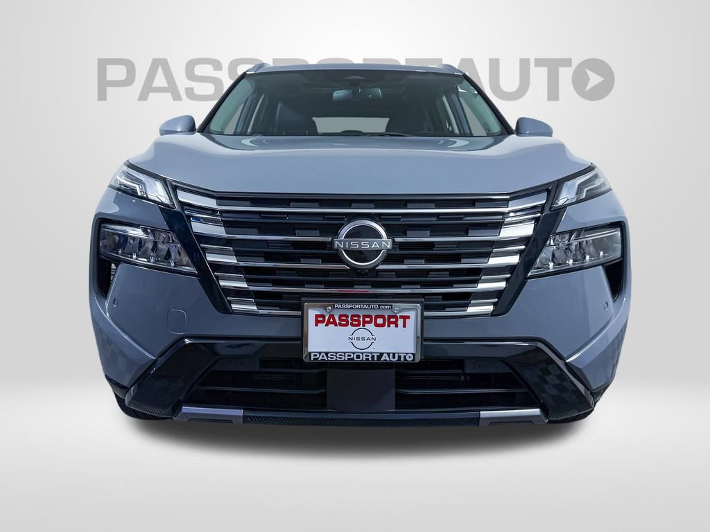 Certified 2024 Nissan Rogue Platinum image 3