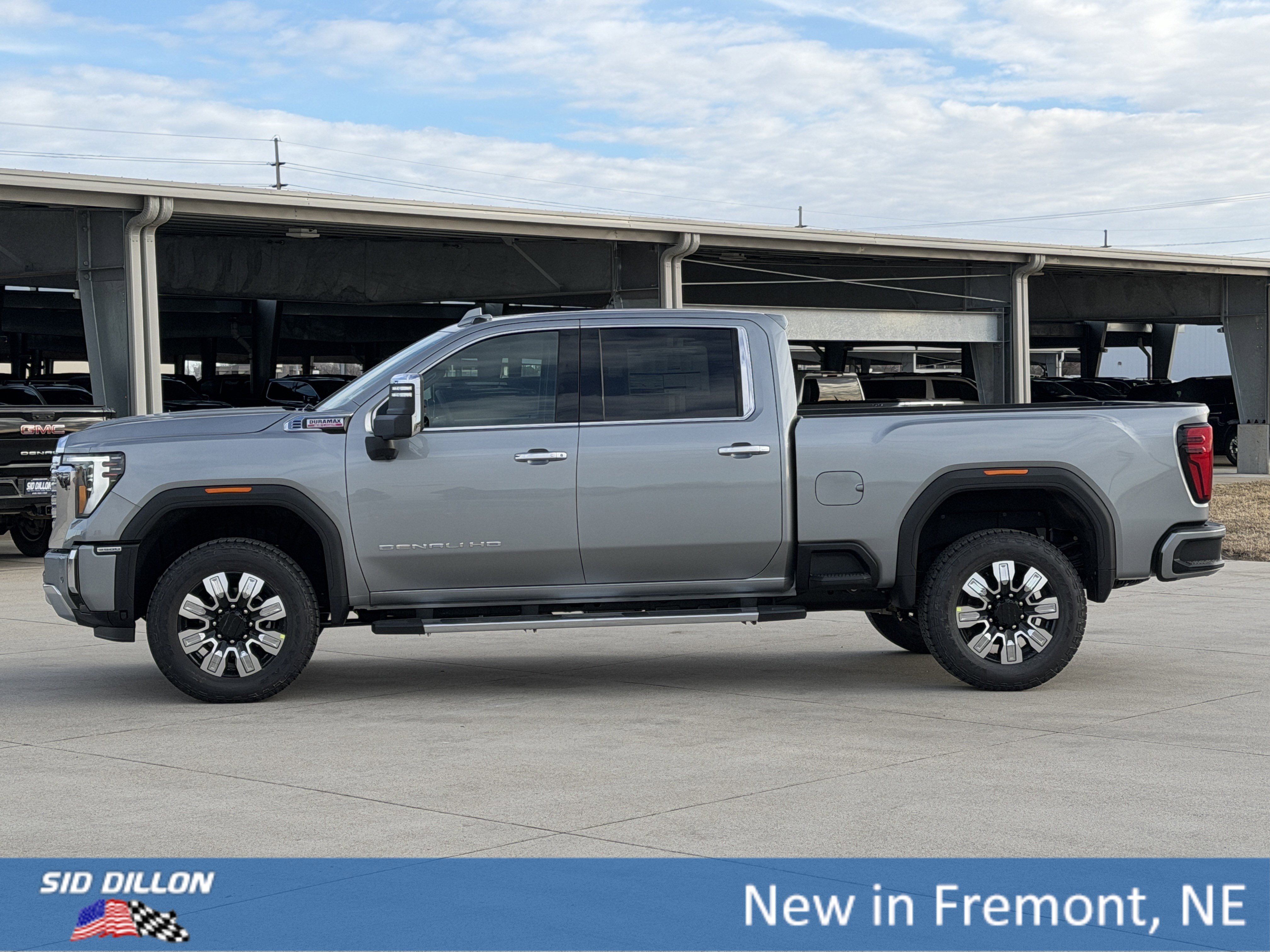 New 2026 GMC Sierra 3500 Denali w/ Denali Reserve Package image 8