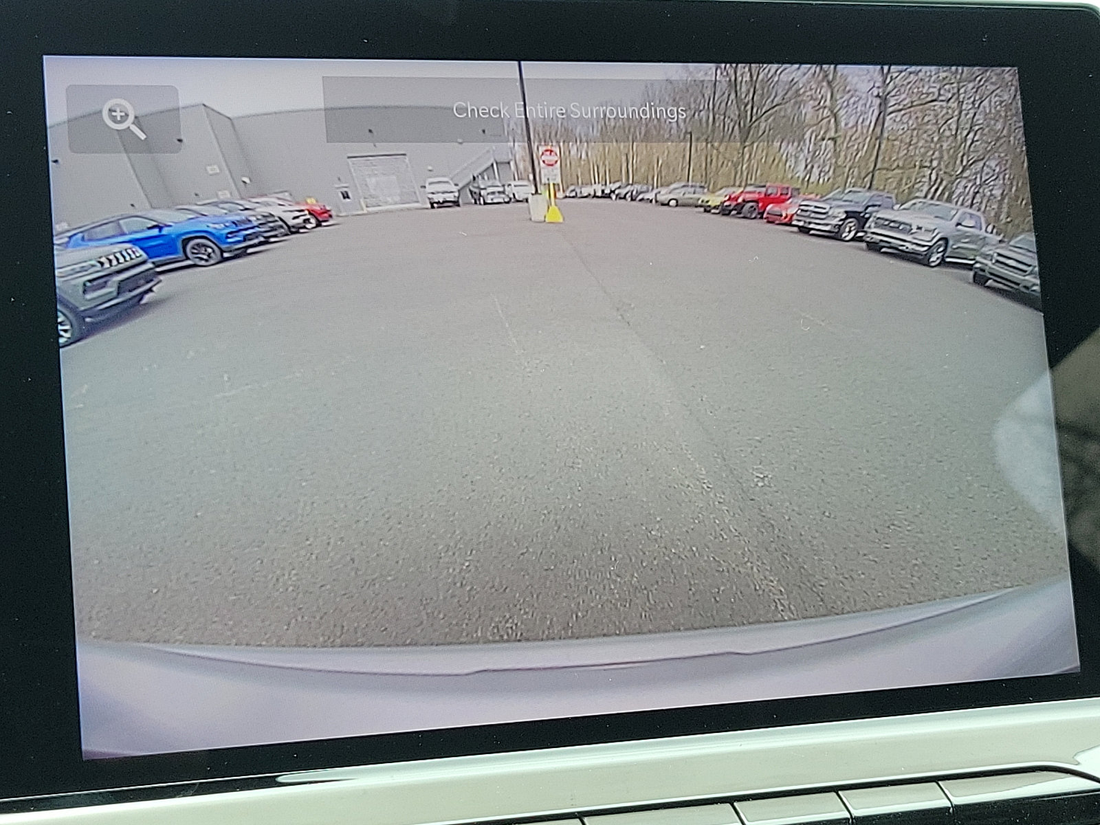 Used 2024 Jeep Compass Latitude w/ Sun and Sound Group image 12