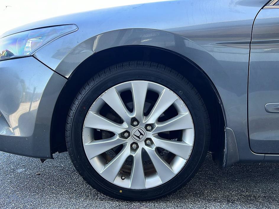 Used 2010 Honda Accord EX-L image 21