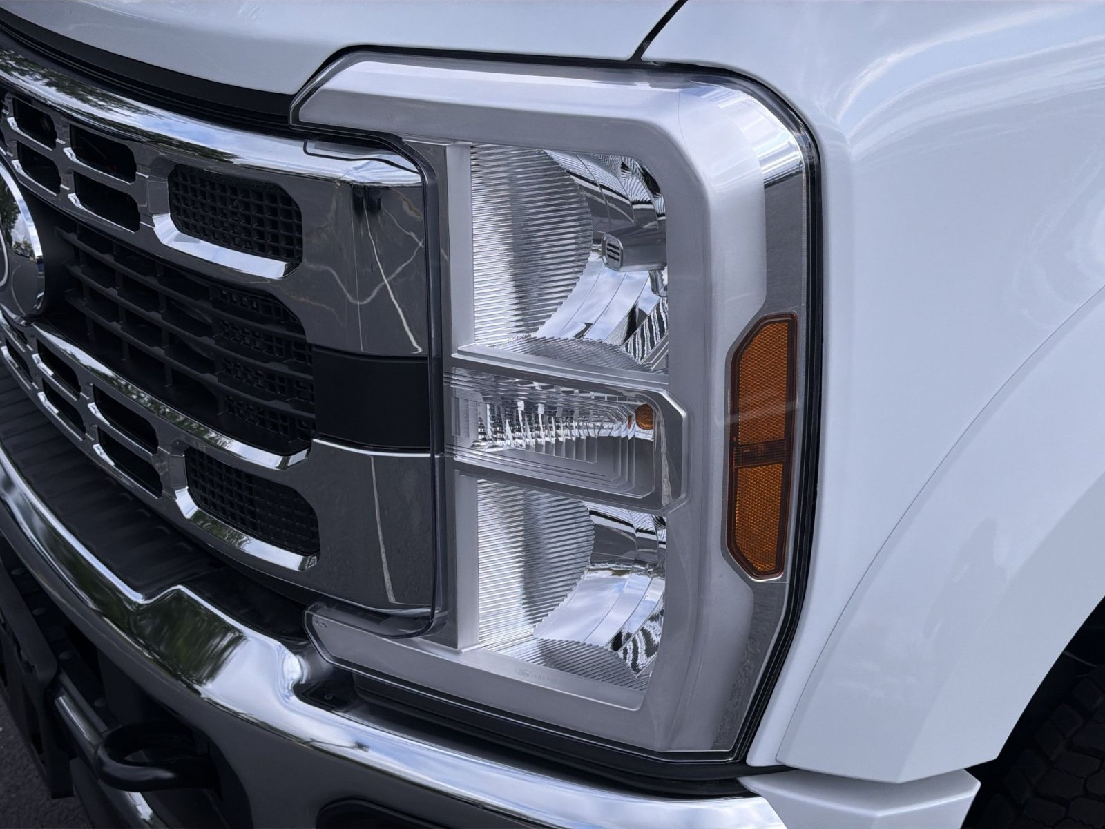New 2027 Ford F450 XLT w/ 360-Degree Camera Package AWD/4WD image 13