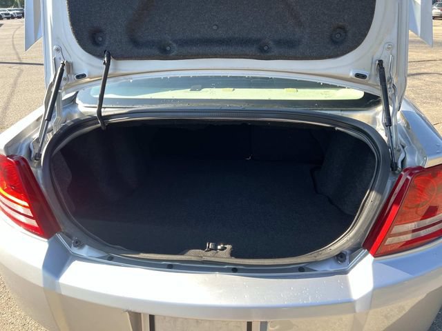 Used 2010 Dodge Avenger R/T FWD image 12