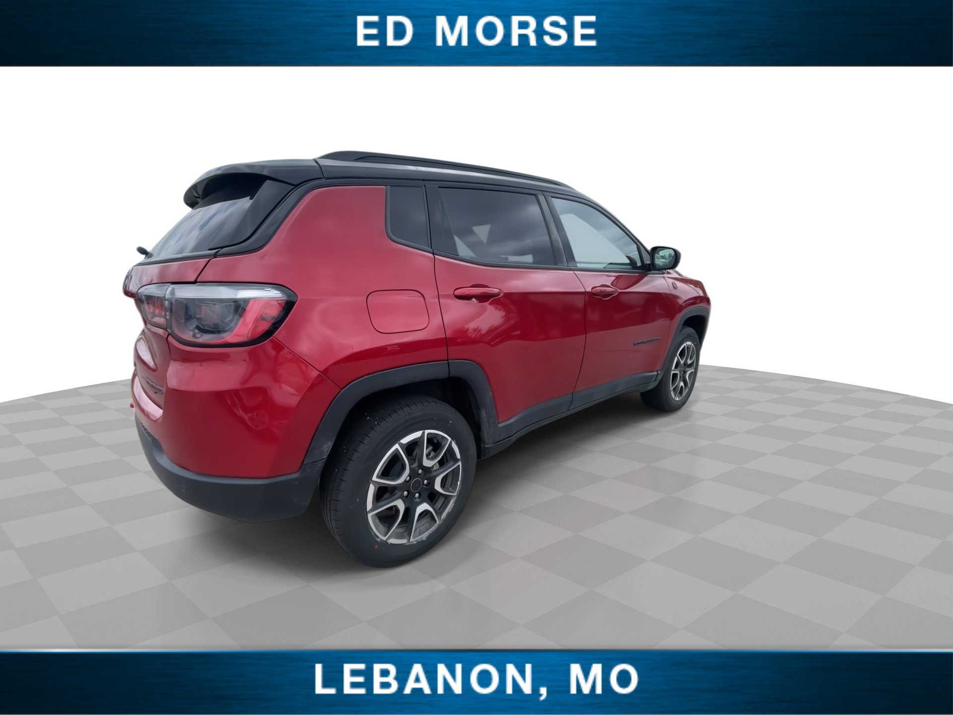 Used 2025 Jeep Compass Trailhawk AWD/4WD image 8