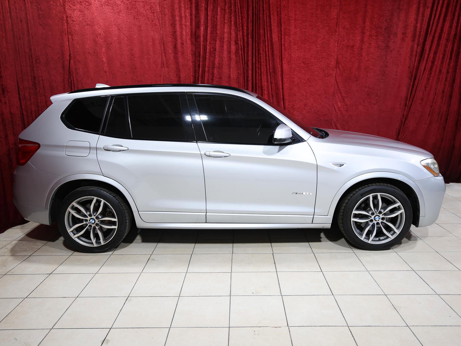 Used 2015 BMW X3 xDrive28d image 8
