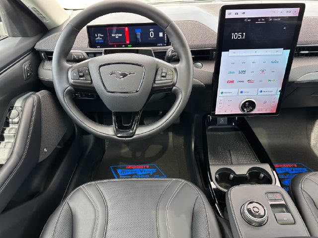 Used 2023 Ford Mustang Mach-E Premium AWD/4WD image 18