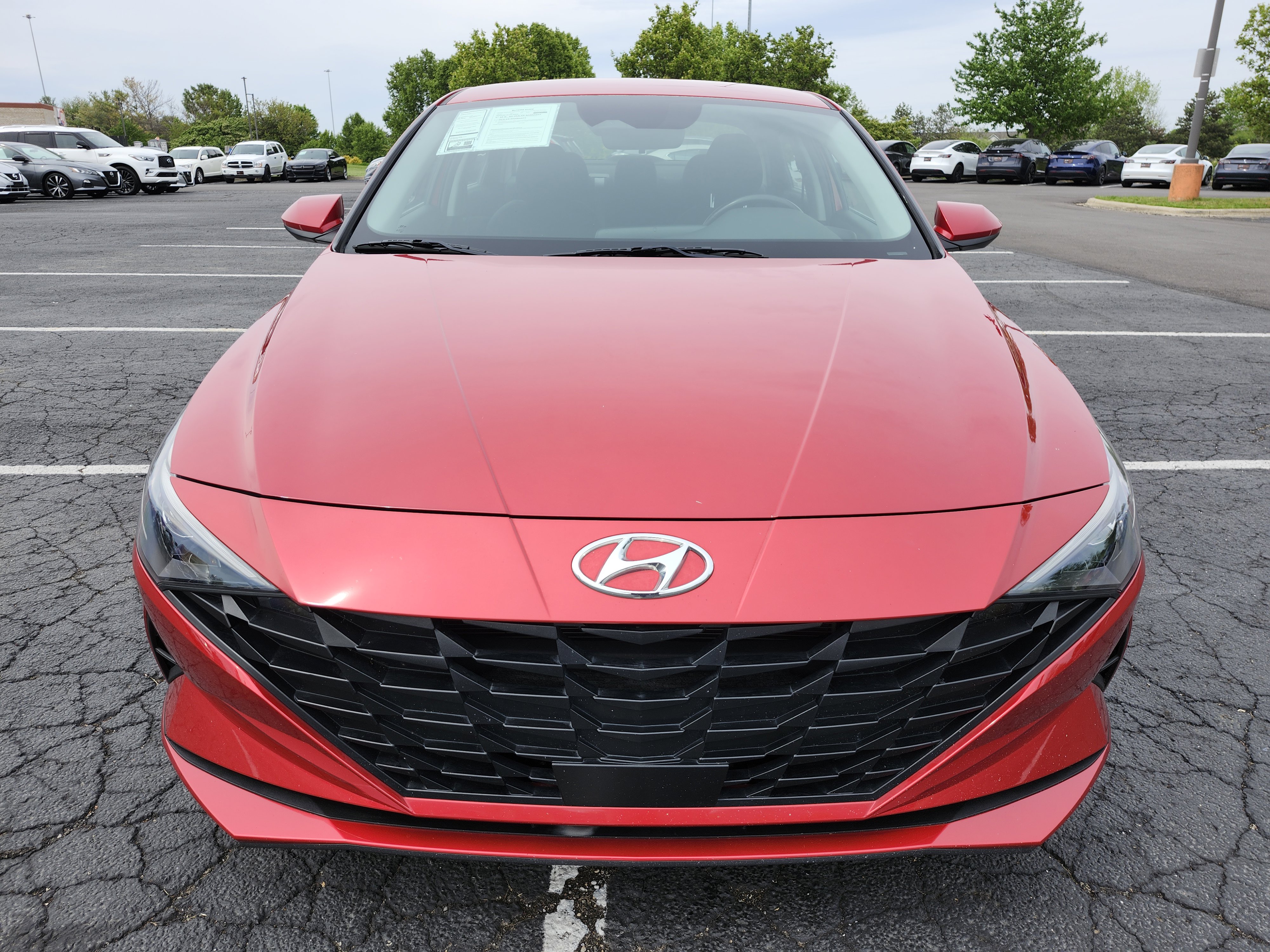Used 2022 Hyundai Elantra SEL w/ Convenience Package FWD image 12