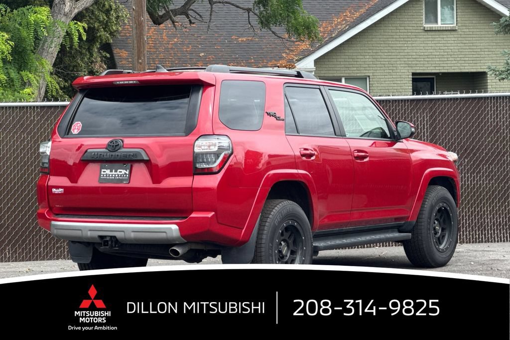 Used 2021 Toyota 4Runner TRD Off-Road Premium w/ Moonroof Package AWD/4WD image 7