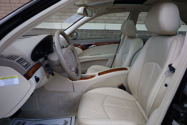 Used 2006 Mercedes-Benz E 350 4MATIC Sedan image 17