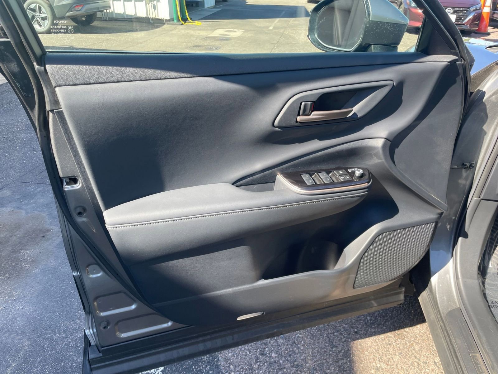 Used 2025 Toyota Crown XLE image 20
