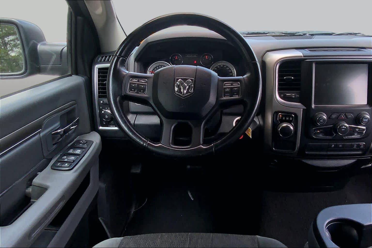Used 2016 RAM 1500 Big Horn RWD image 6