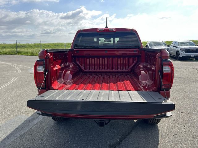 New 2026 GMC Canyon Elevation image 27