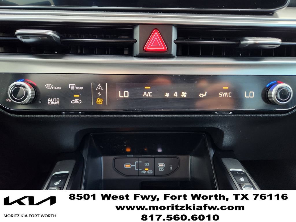 Certified 2025 Kia Sorento S AWD/4WD image 14