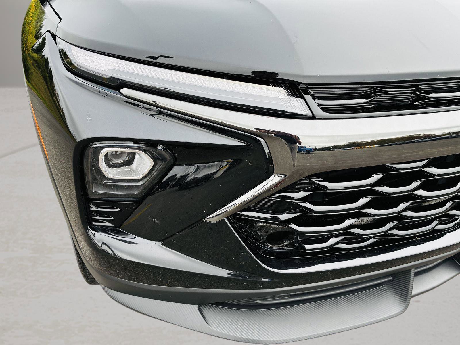 Used 2024 Chevrolet TrailBlazer RS w/ Convenience Package image 13