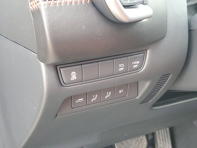 Certified 2025 MAZDA CX-50 Meridian Edition w/ Apex Package image 9