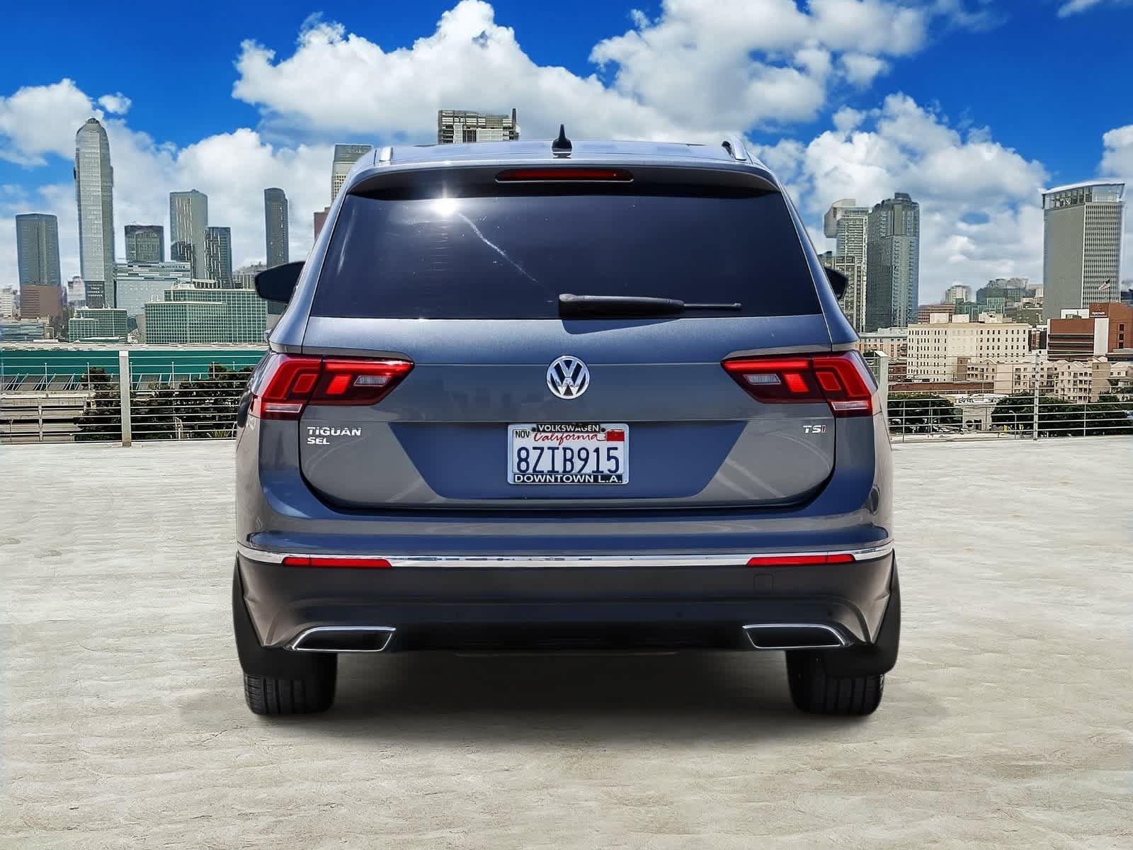 Used 2018 Volkswagen Tiguan SEL Premium FWD image 5