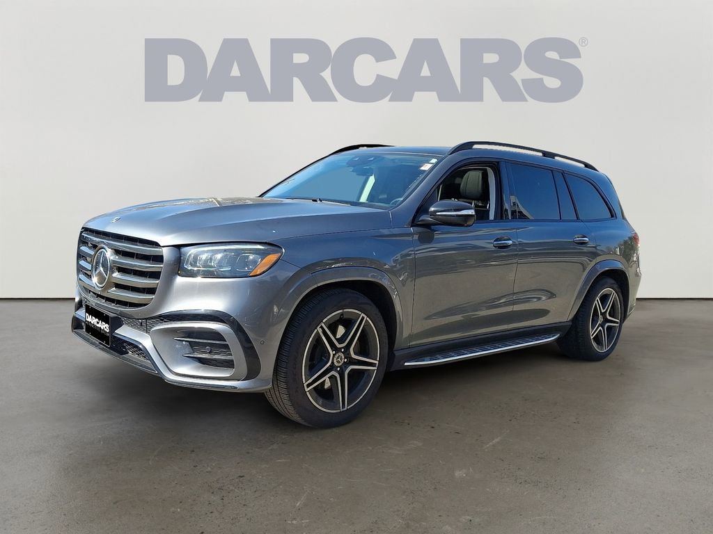 Used 2024 Mercedes-Benz GLS 450 4MATIC image 2