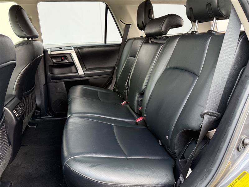 Used 2013 Toyota 4Runner Limited AWD/4WD image 31
