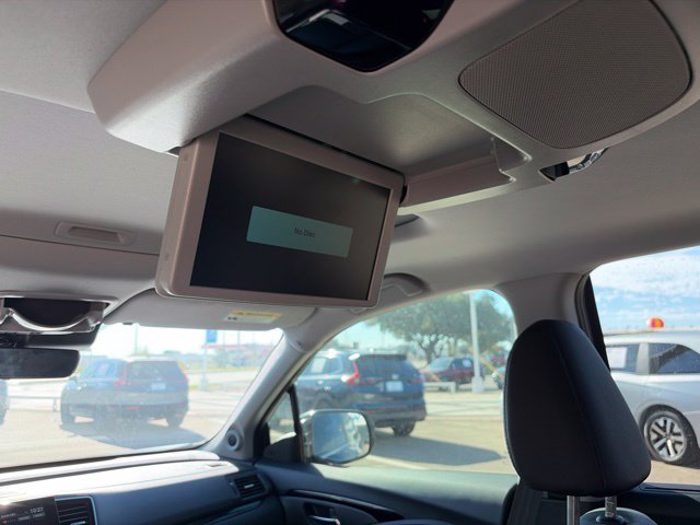Certified 2020 Honda Pilot Touring image 13