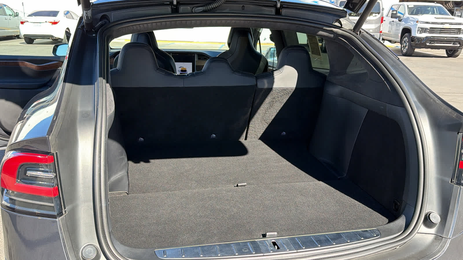 Used 2019 Tesla Model X 75D AWD/4WD image 27