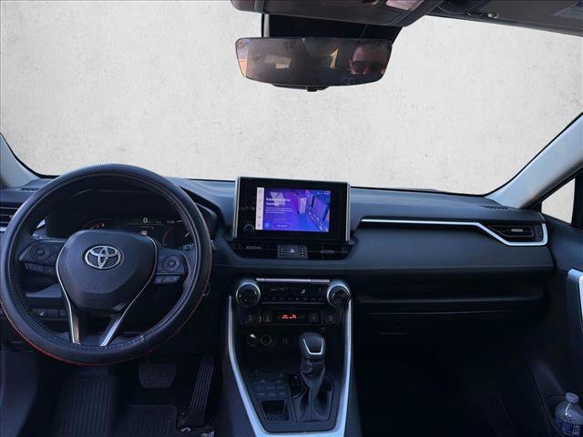 Used 2025 Toyota RAV4 XLE Premium w/ Weather Package AWD/4WD image 19