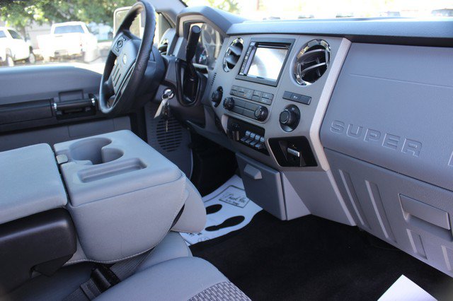 Used 2016 Ford F250 XLT w/ XLT Value Package AWD/4WD image 16