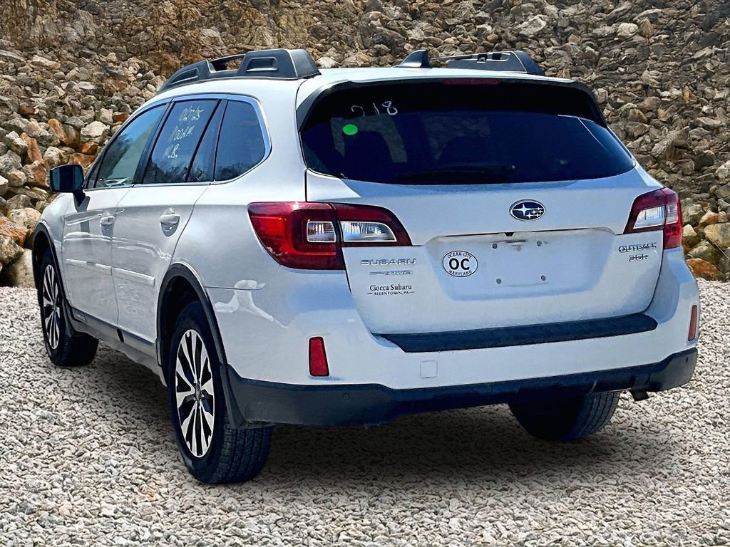 Used 2017 Subaru Outback 3.6R Limited image 9