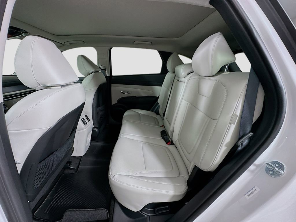 New 2026 Hyundai Tucson Limited image 17