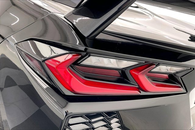 Used 2020 Chevrolet Corvette Stingray w/ 2LT Preferred Equipment Group image 27