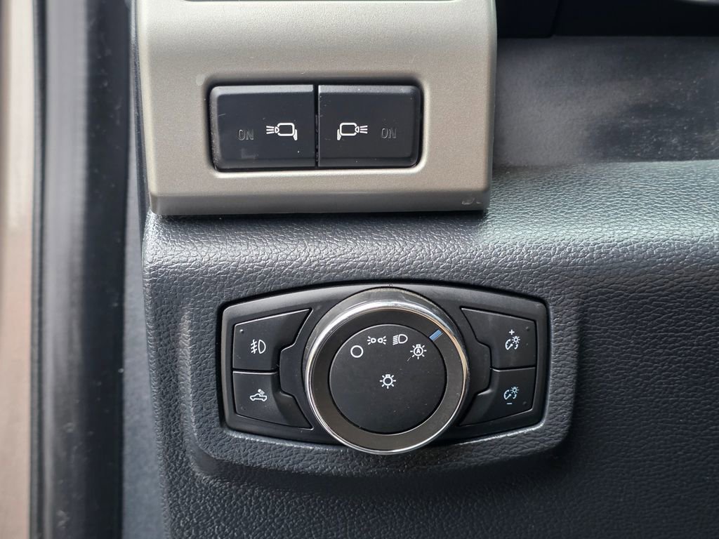 Used 2022 Ford F250 Lariat w/ Chrome Package image 15