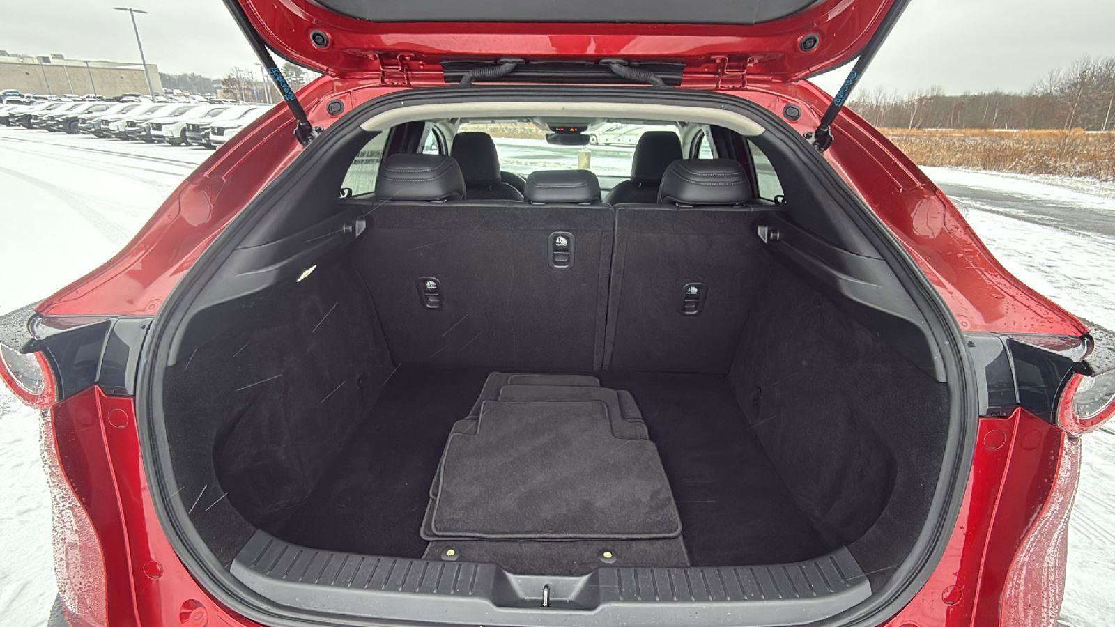 Used 2023 MAZDA CX-30 AWD 2.5 S w/ Select Package image 22