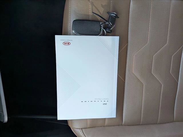 Used 2021 Kia Telluride SX w/ SX Prestige Package image 26