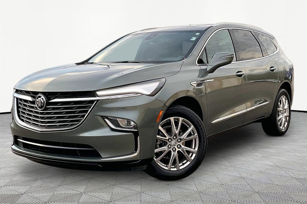 Used 2023 Buick Enclave Essence w/ Experience Buick Package image 2