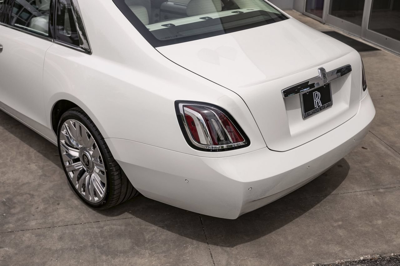 New 2026 Rolls-Royce Ghost AWD/4WD image 19
