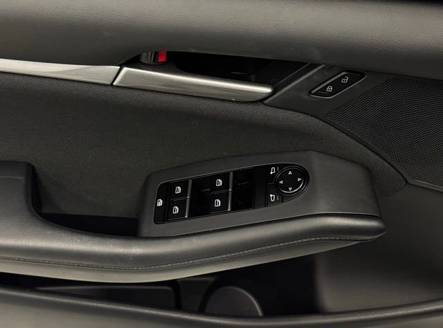 Used 2025 MAZDA MAZDA3 s image 20