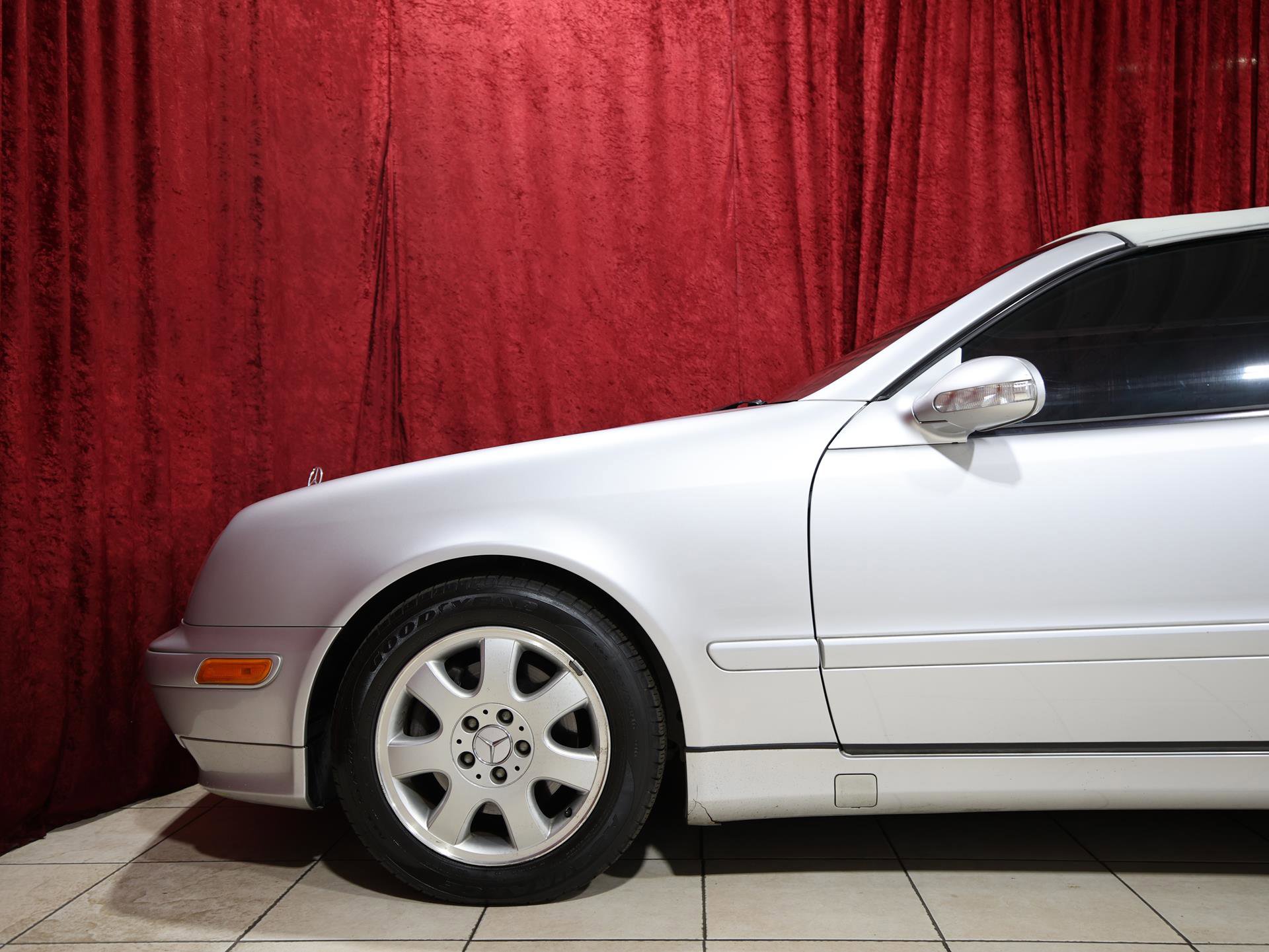 Used 2003 Mercedes-Benz CLK 320 Cabriolet image 6