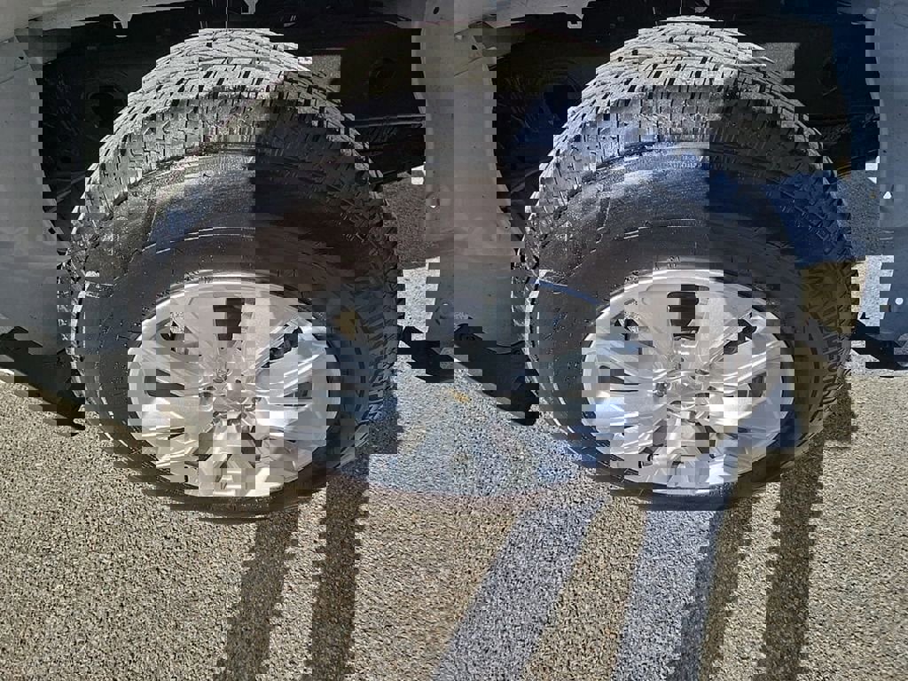 Used 2024 Chevrolet Silverado 1500 Custom image 45