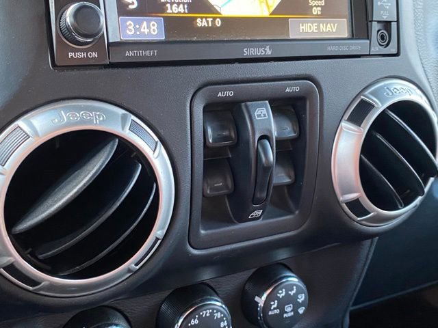 Used 2016 Jeep Wrangler Unlimited Rubicon w/ Dual Top Group image 31