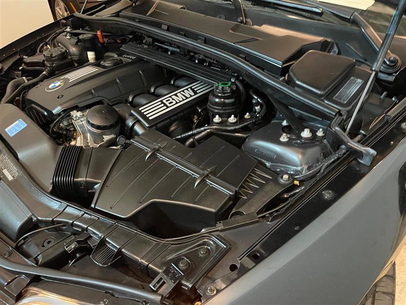 Used 2009 BMW 128i Convertible image 37