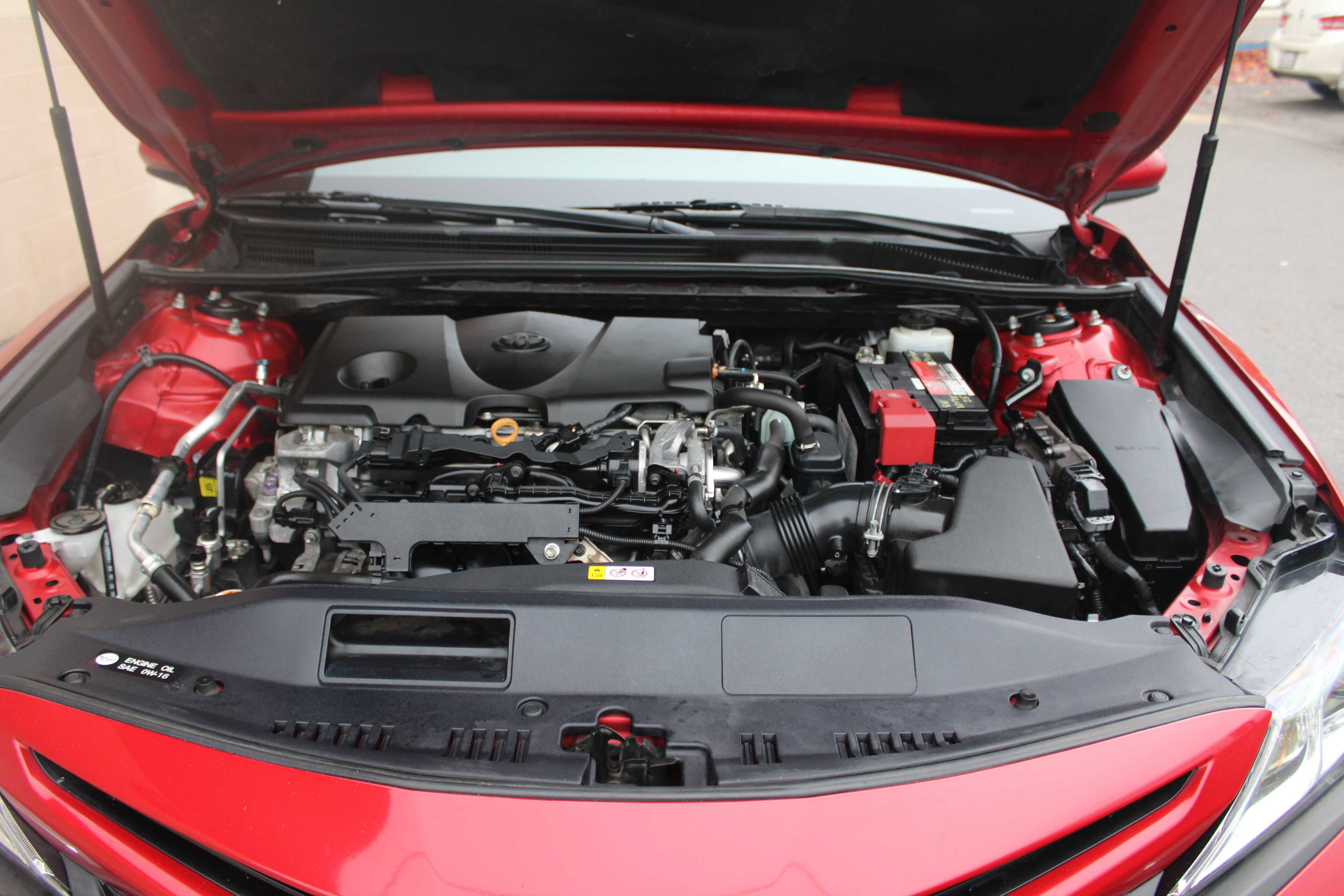Used 2020 Toyota Camry SE image 14