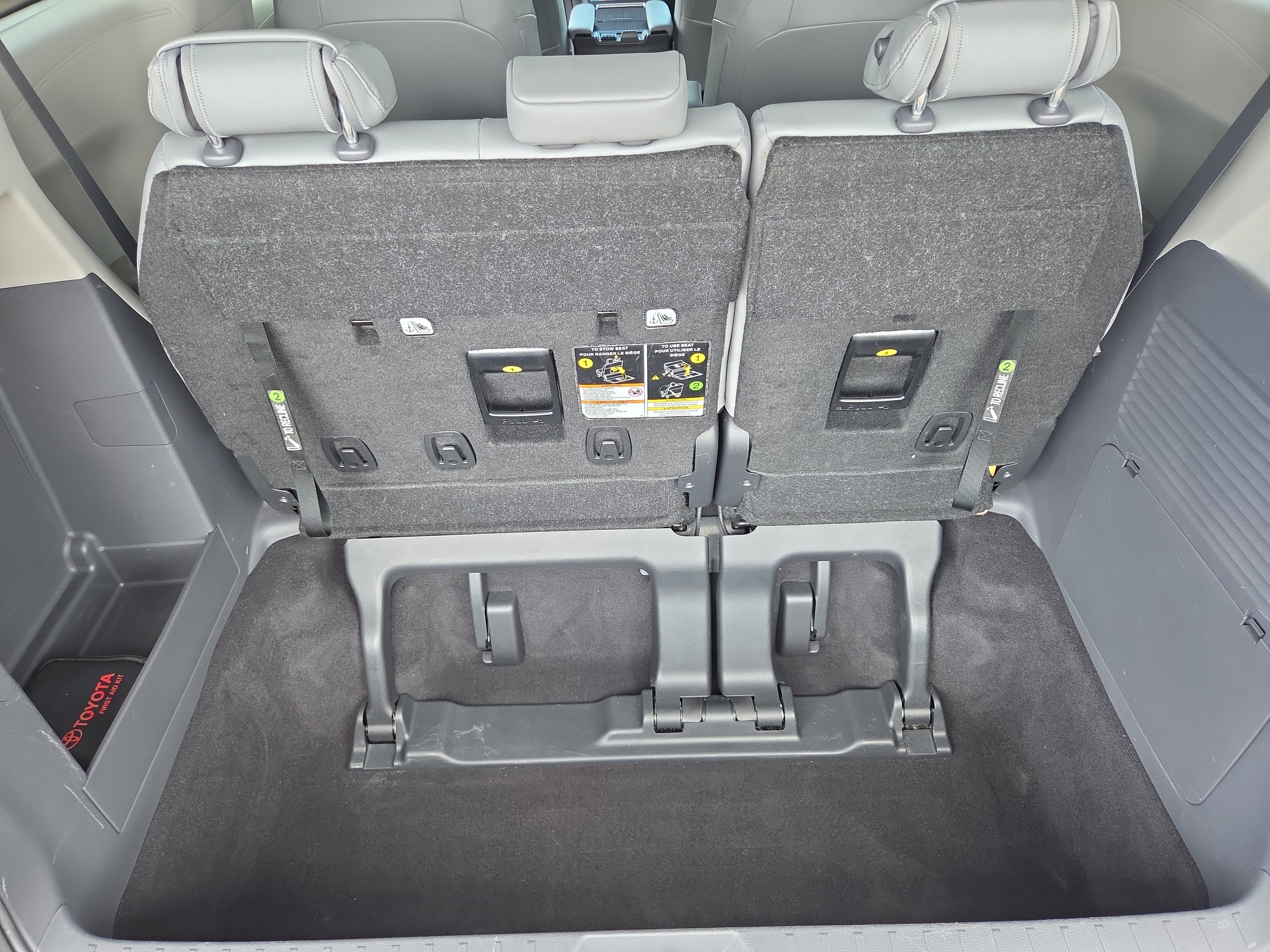 Certified 2024 Toyota Sienna XLE w/ XLE Plus Package AWD/4WD image 31