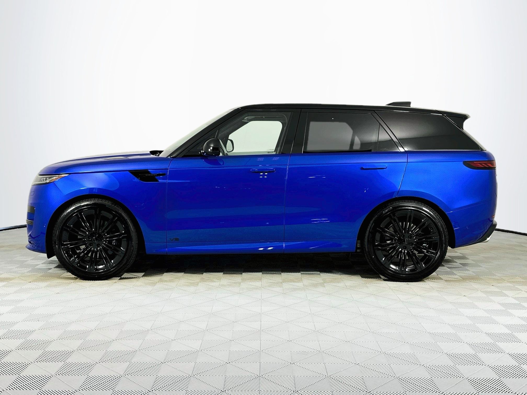 New 2026 Land Rover Range Rover Sport Autobiography AWD/4WD image 8