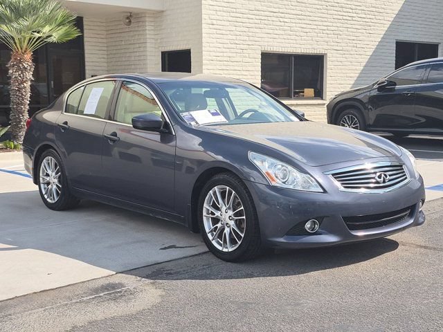 Used 2013 INFINITI G37 Journey w/ Premium Pkg RWD image 3