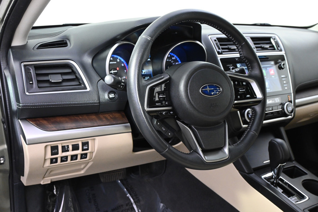 Used 2018 Subaru Outback 2.5i Limited AWD/4WD image 12