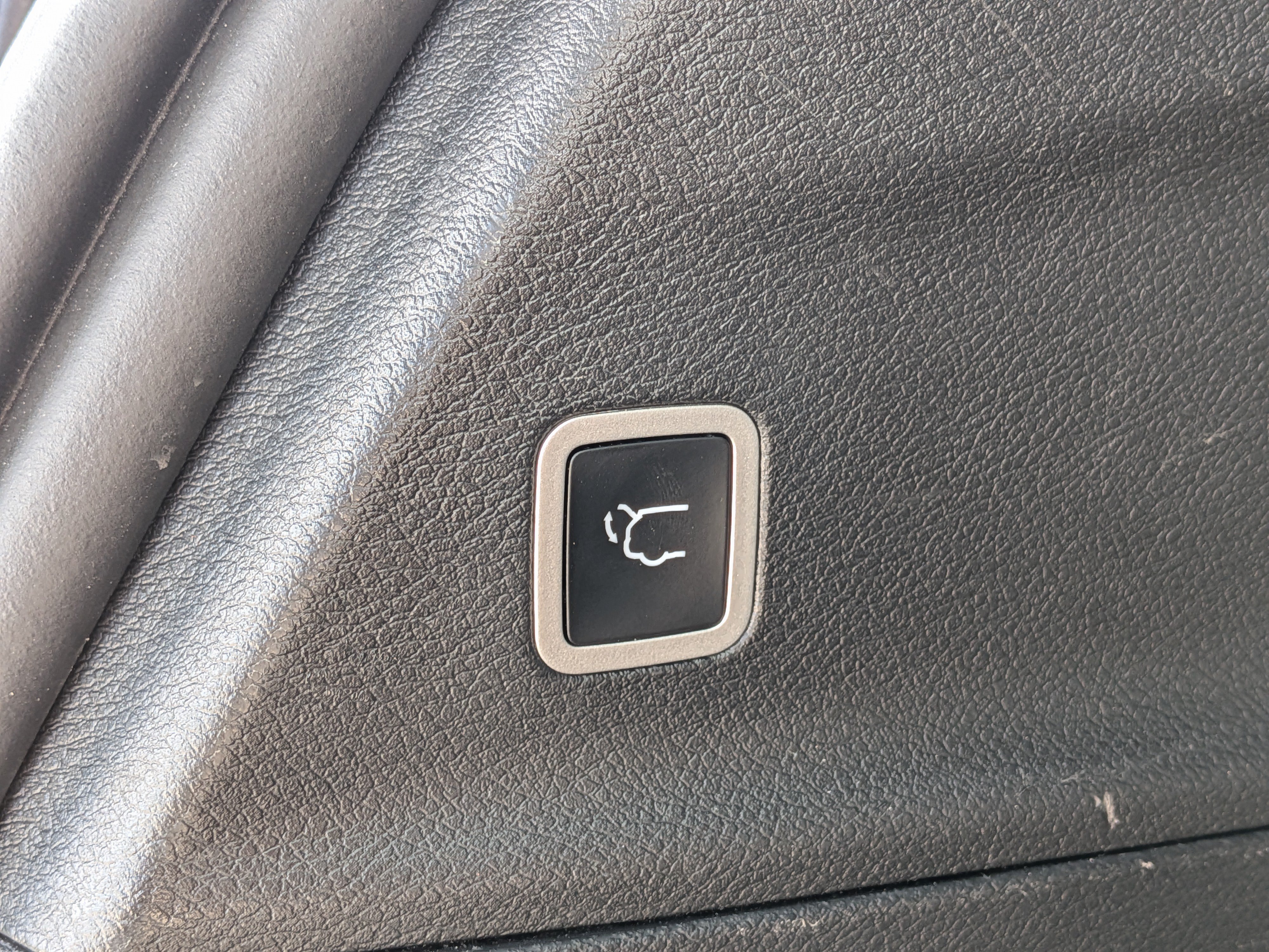 Used 2025 Chrysler Pacifica Select FWD image 14