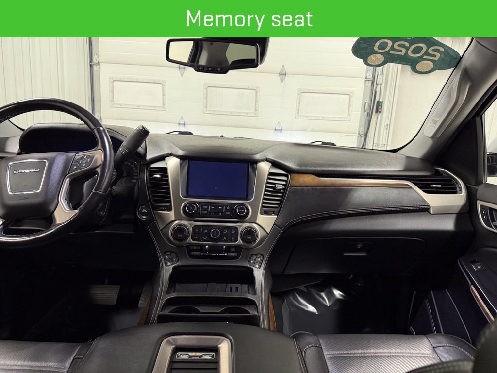 Certified 2020 GMC Yukon XL Denali w/ Open Road Package AWD/4WD image 23
