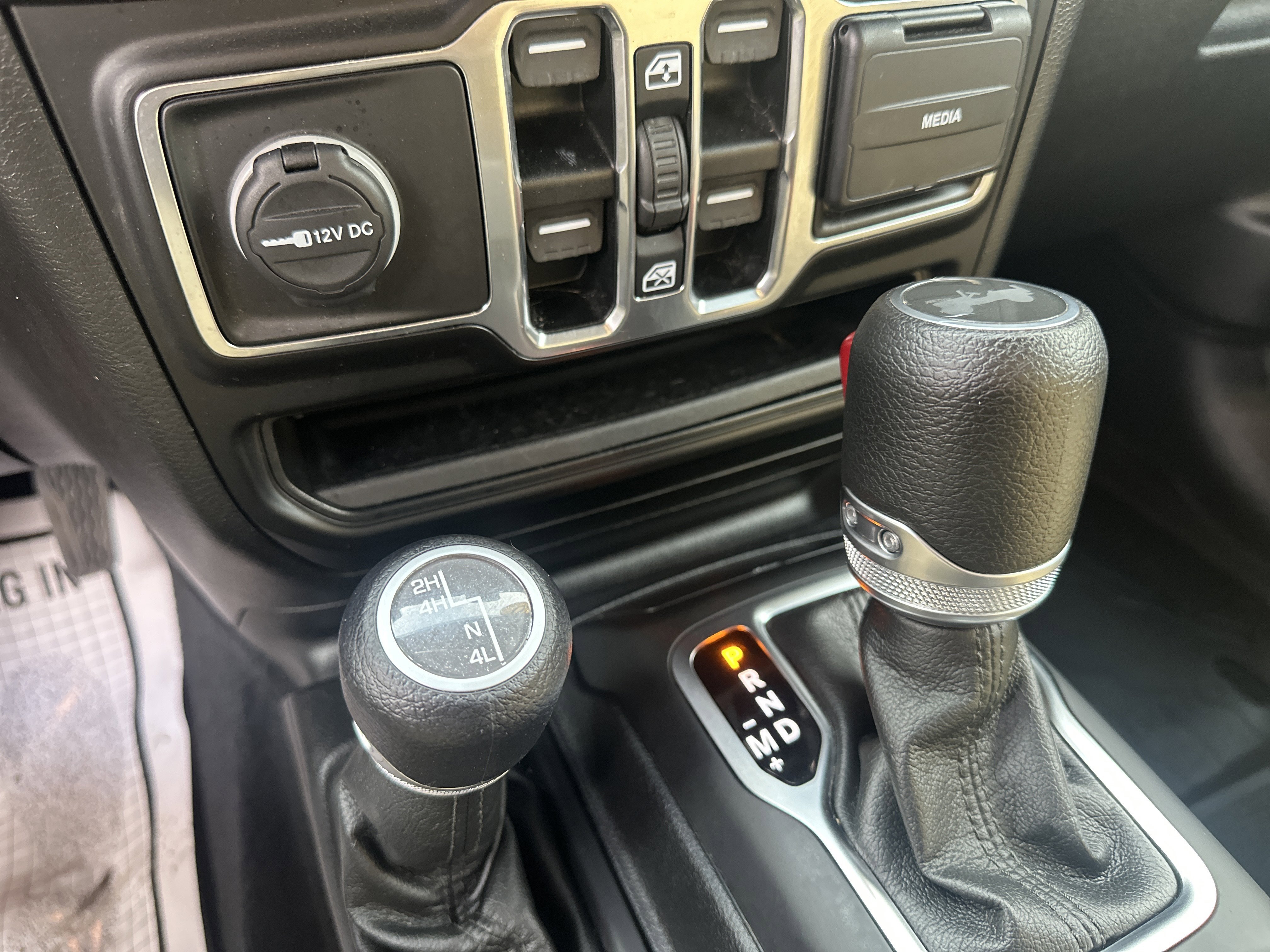 Used 2020 Jeep Wrangler Unlimited Sport image 35