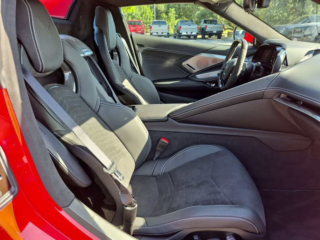 Used 2024 Chevrolet Corvette Z06 RWD image 35